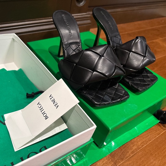 Never worn it. Impulse buy. Don’t need it - Picture 1 of 7